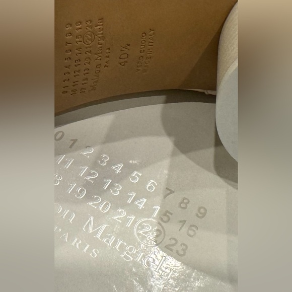 Maison Margiela tabi leather ankle boots - Picture 5 of 9